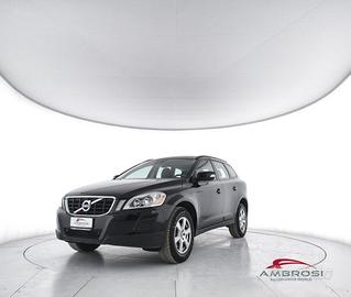VOLVO XC60 D3 Kinetic - PER OPERATORI DEL SETTOR