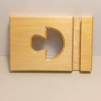 Porta telefono in legno artigianale con intarsio 