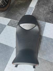 Sella Moto Guzzi V85TT