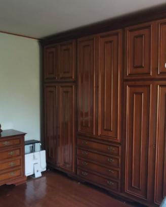 Camera da letto in legno