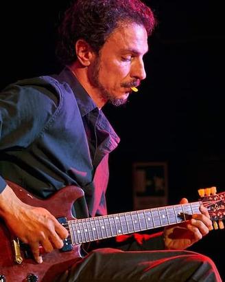 Lezioni di chitarra acustica ed elettrica