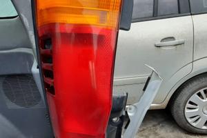 DAIHATSU TERIOS 2000 - STOP POSTERIORE DESTRO