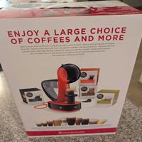 Macchina del caffè dolce gusto rossa