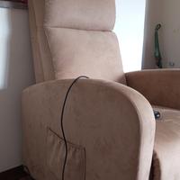 poltrona per anziani reclinabile