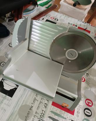 affettatrice elettrica 