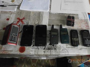 Telefoni usati funzionanti