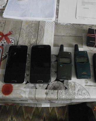 Telefoni usati funzionanti