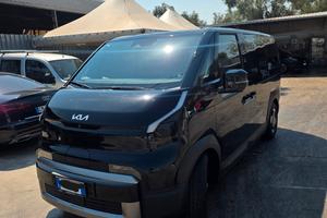 Kia pv5 passenger  earth 71.2 kW  come nuova