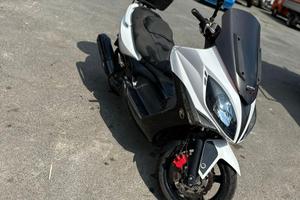 Kymco Xciting  R 300