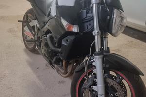 suzuki gsr 600