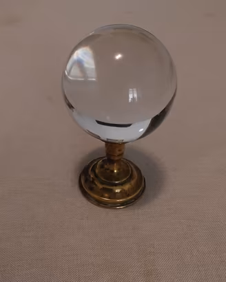 Antica/ vecchia sfera di cristallo 