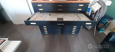 Cassettiera metallica porta disegni