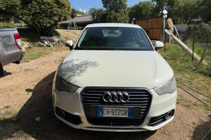 Audi A1 1.6 TDI 105 CV ambition
