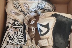 Stivali moto enduro/cross acerbis bianchi e neri