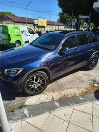 MERCEDES GLC 220 d 4MATIC AMG PREMIUM PLUS