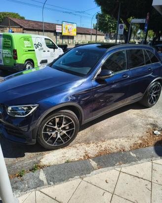 MERCEDES GLC 220 d 4MATIC AMG PREMIUM PLUS
