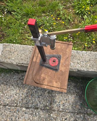 Tappatrice a Colonna Professionale per Tappi a Cor