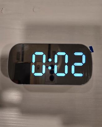 orologio da tavolo e sveglia multifunzione design