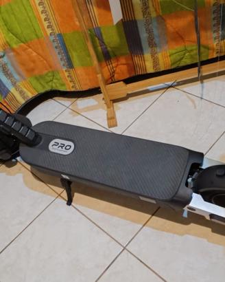 monopattino elettrico xiaomi