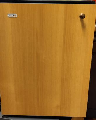Frigo piccolo e compatto