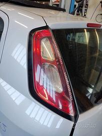 Fanale posteriore sx FIAT GRANDE PUNTO EVO 2011