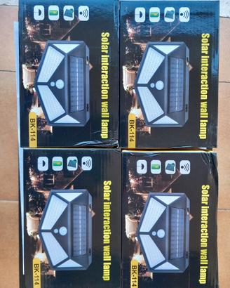 4 faretti solari da 114 led  sensore crepuscolare 