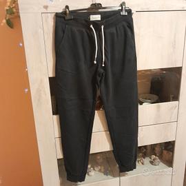 pantaloni tuta