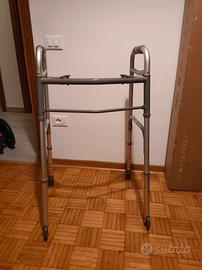 Deambulatore alluminio da casa