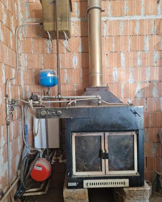 termocamino idro completo.