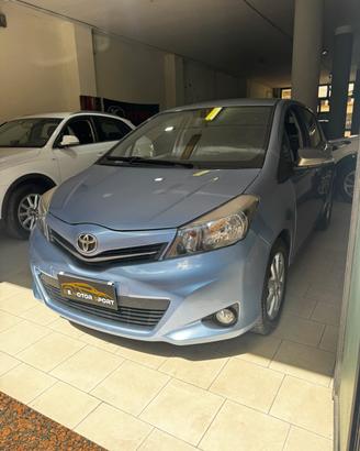 Toyota Yaris 1.0 5 porte Lounge