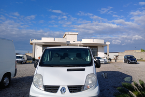 Renaul trafic Porta laterale