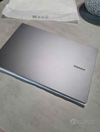 Samsung galaxy book4