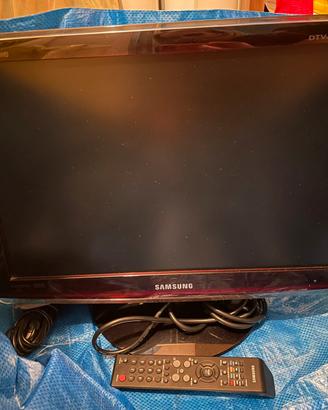 TV Samsung 20” (NO smart)