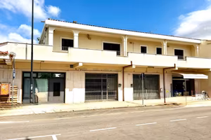 Immobile di 115 m² con 2 locali a Olbia
