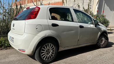 Fiat Punto Street 1.4 gpl 2016