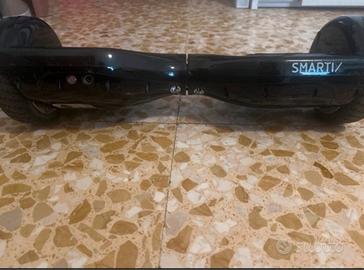 Tratta Hoverboard SMARTIX nero in buone condizioni