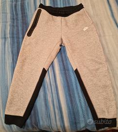 pantaloni tuta nike tech