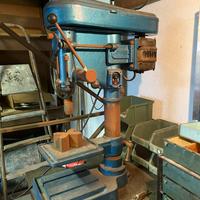 Trapano a colonna da banco