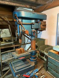 Trapano a colonna da banco