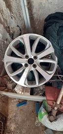 Cerchio originale 17 pegeout