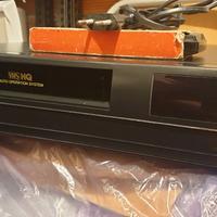 Videoregistratore  vhs marca irradio ,anni 90
