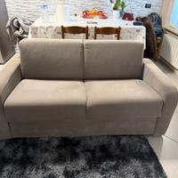 Divano letto 2 posti – pari al nuovo