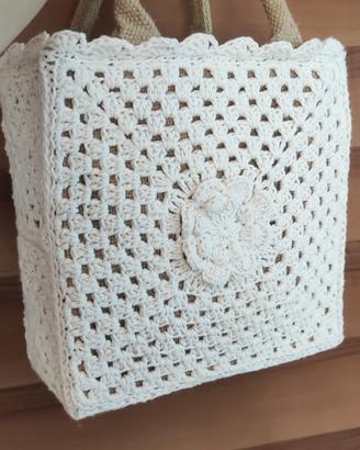 Borsa all'uncinetto 