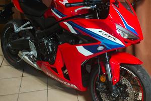 Honda CBR 650R E-Clutch