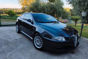 Alfa Romeo GT 2.0 JTS