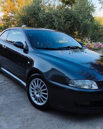 Alfa Romeo GT 2.0 JTS