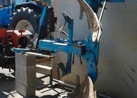 Aratro rivoltino Idraulico Occelli