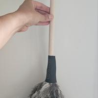 Spolverino con la piuma di struzzo naturale 