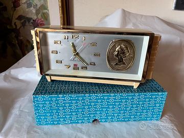 SVEGLIA VINTAGE DIAMOND QUEEN ELISABETH NEW IN BOX