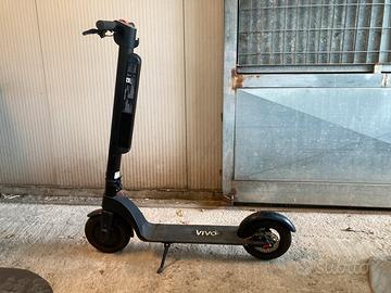 Monopattino elettrico vivo bike